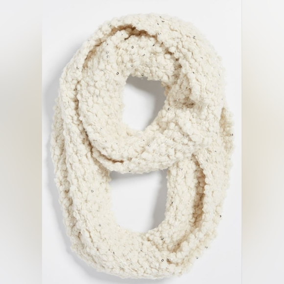 Maurices SUPER SOFT scarf - Picture 7 of 7